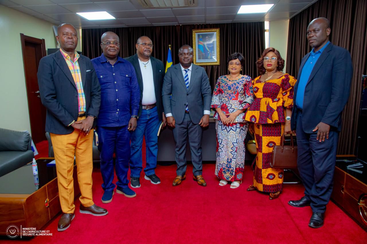 S.E MUHINDO NZANGI à l’écoute de l’ONAPAC, la direction Générale et le syndicat rassurent les agents et dénoncent les rumeurs